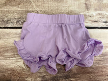 Load image into Gallery viewer, PiggyTails 18 month ruffle shorts
