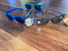 Load image into Gallery viewer, Kids Classic Sunglasses
